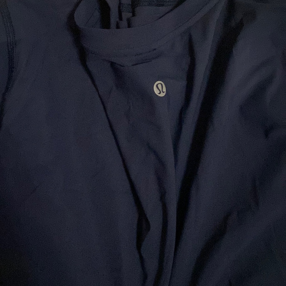 Lululemon shirt
